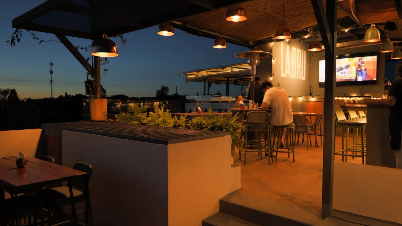 La noche — Terraza LA BRU San Miguel de Allende